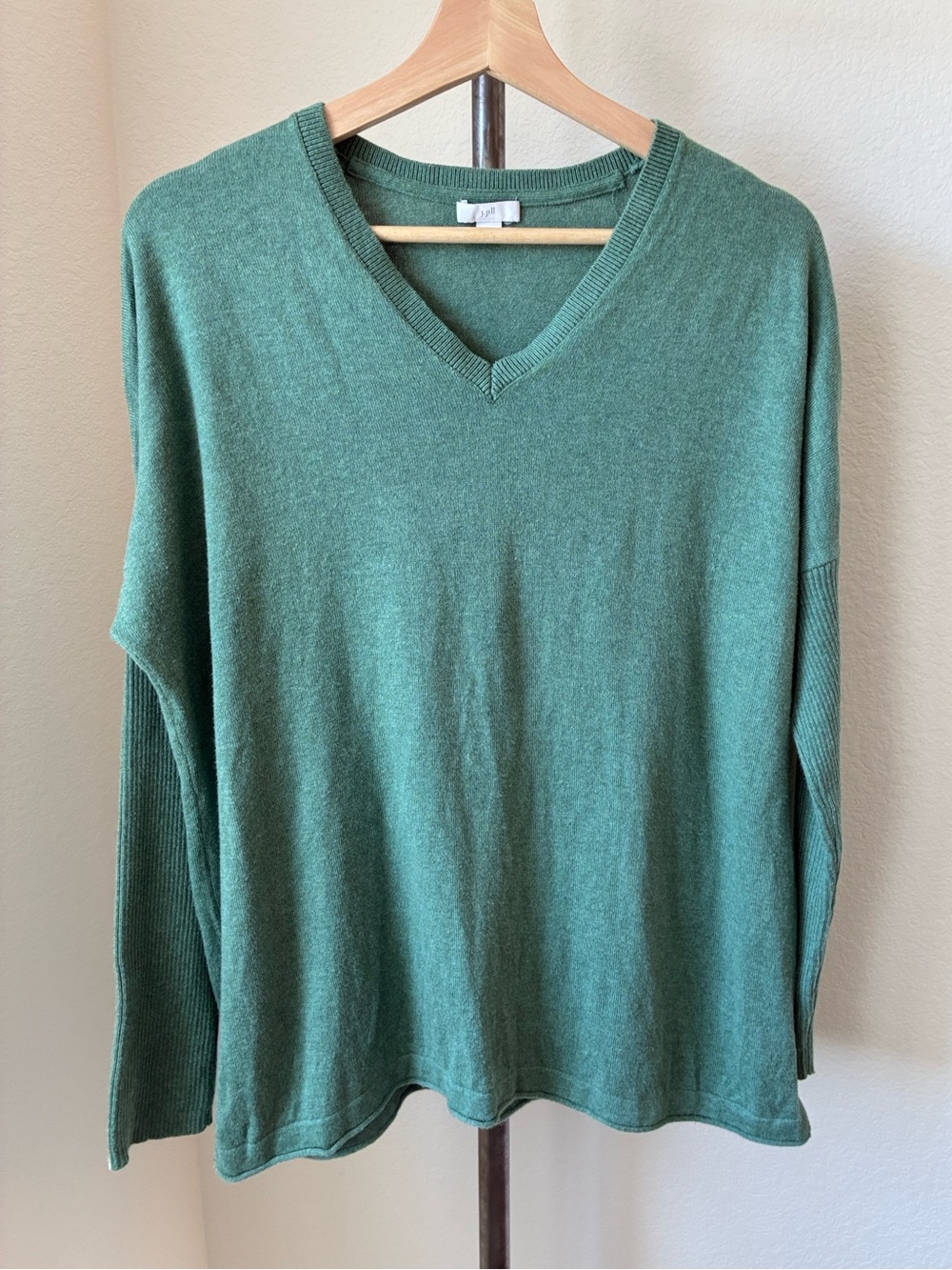 J. Jill sz S Light Green V Neck Pullover Sweater Ribbed Sleeves Layer Beachcore